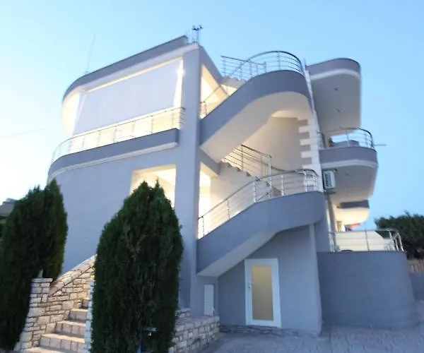 Apartman Neli Ksamil
