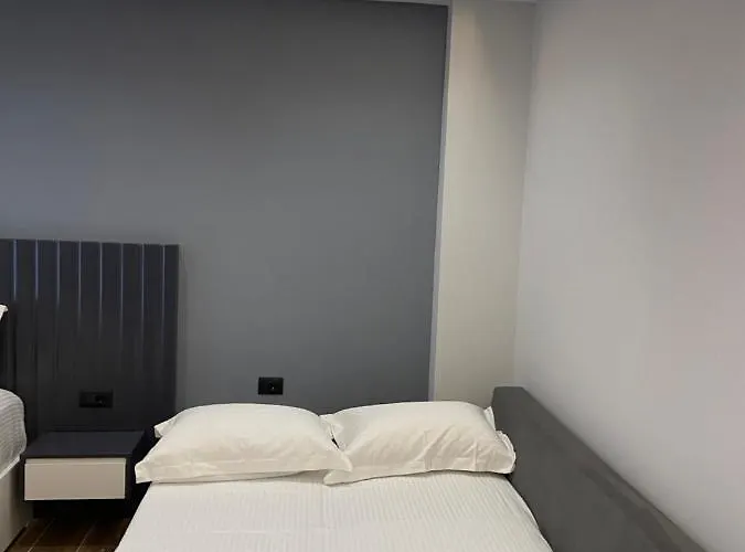 Neli Apartman *
